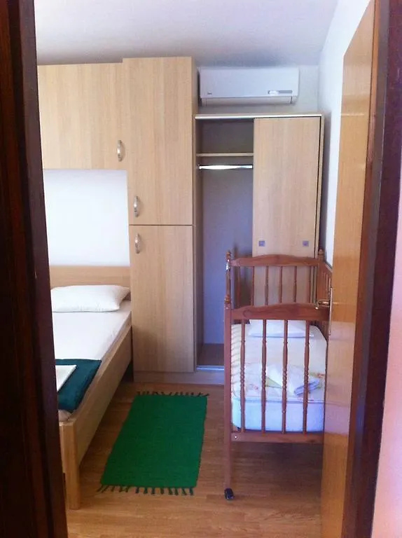 Ap Melkior Hotel Povljana