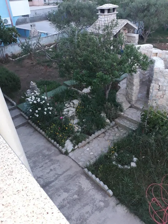 Hôtel Ap Melkior à Povljana Croatie